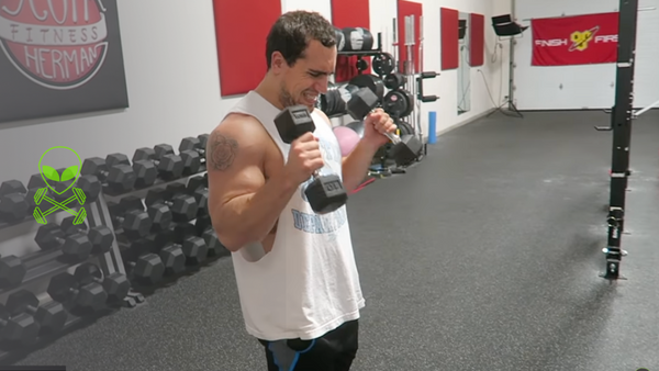 Intense 5-Minute Dumbbell Bicep Workout | Get Bigger Biceps at Home!